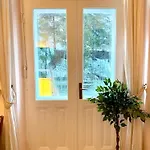 Executive 2 * 巴德加斯坦